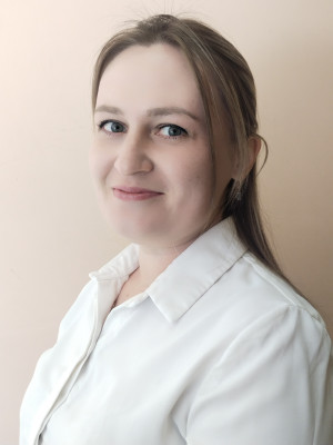 Педагогический работник Биянова Алина Эдиевна Педагогический работник Биянова Алина Эдиевна